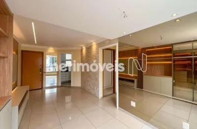 Apartamento 2 quartos com suíte no castelo - conforto e praticidade para você!