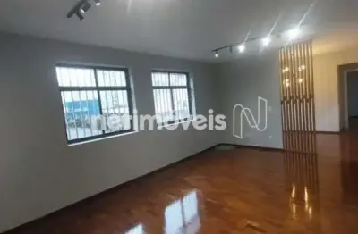 Apartamento para aluguel &ndash; 3 quartos com área privativa no coração de jesus