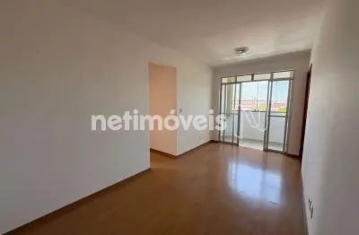 Excelente apartamento para locação com ambientes amplos e claros, ideal para quem busca  conforto.