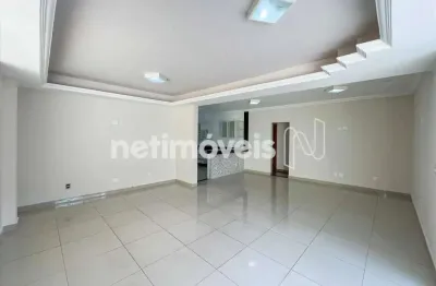 Casa com 4 quartos para alugar na Rua Guanabara, Concórdia, Belo Horizonte