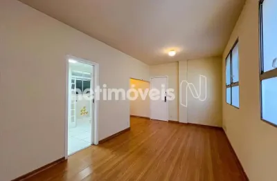 Apartamento com 2 quartos para alugar na Rua Pouso Alegre, Colégio Batista, Belo Horizonte