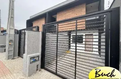 Casa geminada no ulisses guimarães com duas suítes e sacadas individuais