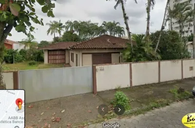 Casa com 3 quartos à venda no Iririú, Joinville 