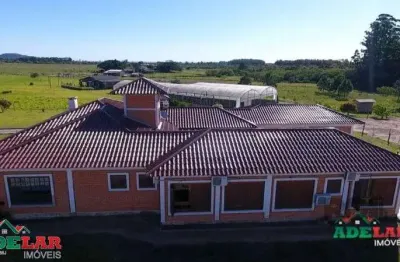 Chácara / sítio com 4 quartos à venda na Estrada do Varejão, --, Lami, Porto Alegre