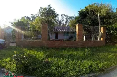 Casa com 2 quartos à venda na Avenida Beira Rio, --, Lami, Porto Alegre