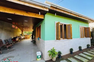 Casa com 2 quartos à venda na Beco Calábria, --, Lageado, Porto Alegre
