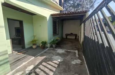 Casa com 3 quartos à venda na Rua Bernardo Monteiro, Centro, Contagem