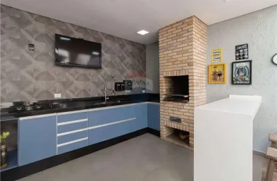 Vende-se Sobrado em Bosque Maia , 3 Suítes , 4 Vagas , Sótão , Espaço Gourmet