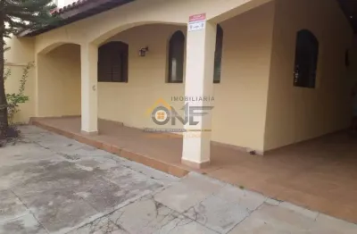Casa com 3 quartos para alugar no Jardim Nely, Indaiatuba 