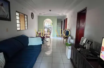Casa com 3 quartos à venda na Rua Vc 87 Casa Lucia, 22, Conjunto Vera Cruz, Goiânia