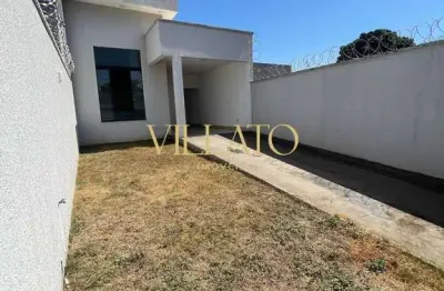 Casa com 3 quartos à venda na Avenida São Francisco, 22, Parque Hayala, Aparecida de Goiânia