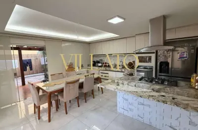 Excelente sobrado no condomínio fechado alto da boa vista - goiânia-go