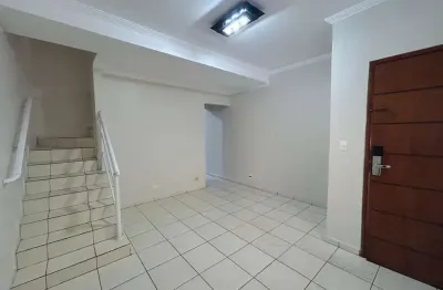 Sobrado com 2 dormitórios à venda, 73 m² por r$ 315.000,00 - tude basto - praia grande/sp