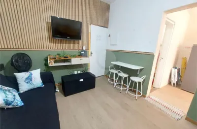 Barracão / Galpão / Depósito à venda na Rua Flausina de Oliveira Rosa, 255, Vila Caiçara, Praia Grande