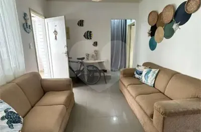 Apartamento com 1 quarto à venda na Rua Itararé, 163, Guilhermina, Praia Grande