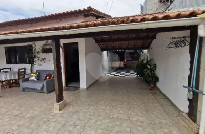 Casa com 3 quartos à venda na Rua Pilar, 55, Jardim Real, Praia Grande