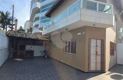 Casa com 2 quartos à venda na Avenida Presidente Castelo Branco, 14258, Vila Caiçara, Praia Grande