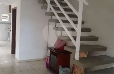 Casa com 2 quartos à venda no Solemar, Praia Grande 