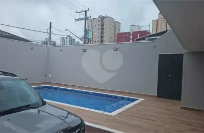 Casa com 3 quartos à venda na Cidade Ocian, Praia Grande 