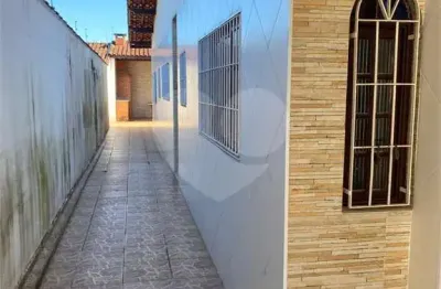 Casa com 2 quartos à venda no Cibratel, Itanhaém 