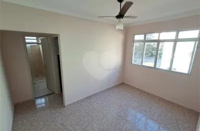 Apartamento com 1 quarto à venda na Rua Embaré, 483, Guilhermina, Praia Grande