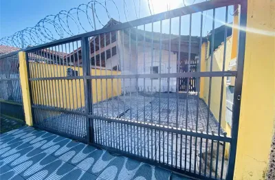 Casa com 2 quartos à venda na Vila Caiçara, Praia Grande 