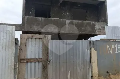 Terreno em condomínio fechado à venda no Jardim Samambaia, Praia Grande 