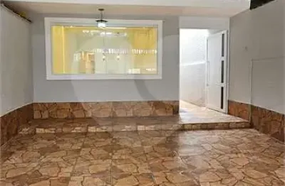 Casa com 3 quartos à venda na Rua Mauricy Moura, 36, Vila Caiçara, Praia Grande