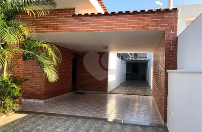Casa com 3 quartos à venda na Rua dos Cravos, 293, Solemar, Praia Grande