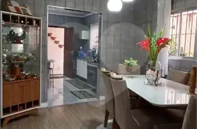 Casa com 3 quartos para alugar no Centro, Osasco 