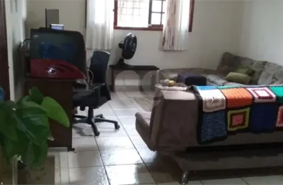 Casa com 3 quartos à venda na Avenida César Rodrigues Reis, 442, Vila Caiçara, Praia Grande