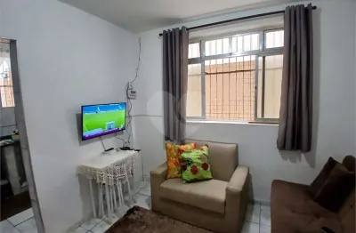 Barracão / Galpão / Depósito à venda em Guilhermina, Praia Grande 