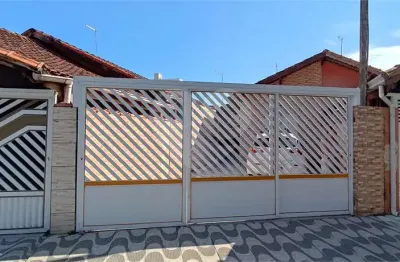 Casa com 2 quartos à venda na Rua Atibaia, 129, Jardim Real, Praia Grande