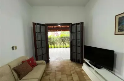 Casa com 2 quartos à venda na Rua Doutor Gervásio Bonavides, 220, Vila Caiçara, Praia Grande