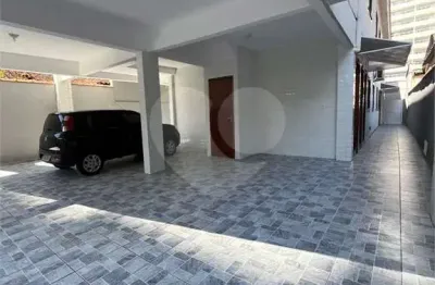 Casa em condomínio fechado com 2 quartos à venda em Aviação, Praia Grande 