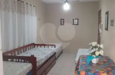 Kitnet / Stúdio à venda no Boqueirão, Praia Grande 