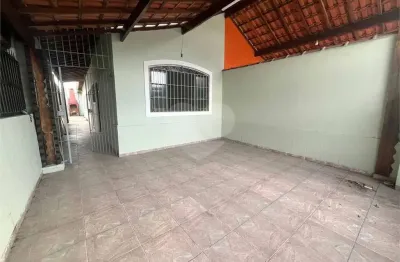 Casa com 2 quartos à venda na Vila Caiçara, Praia Grande 