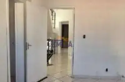 Casa com 3 quartos à venda no Centro Sul, Cuiabá 