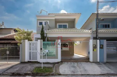Linda casa duplex em associação com 3 qtos (3 suítes)  à venda, 185 m² por r$ 1.490.000 - itaipu - niterói/rj- estuda permuta por loft no ed. london.
