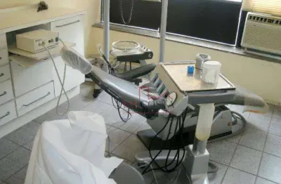 Sala comercial com 12 salas à venda na Rua Aurelino Leal, 40, Centro, Niterói
