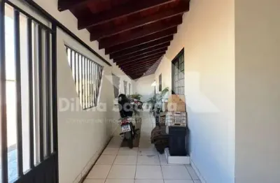 Casa com 3 quartos à venda no Cristo Rei, Várzea Grande 