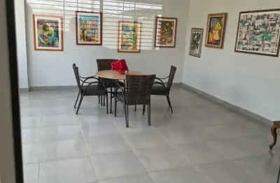 Apartamento com 2 quartos para alugar na Cidade Alta, Cuiabá 