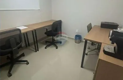 Sala comercial para alugar na Monsenhor Júlio Maria, 105, Madalena, Recife