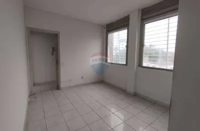 Apartamento próximo a sede do galo da madrugada, 2 quartos, oportunidade!