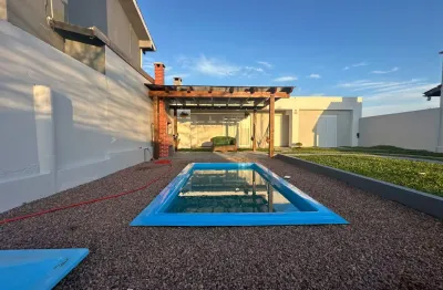 Casa pronta para suas férias. impecável e próxima do mar na praia de arroio teixeira!