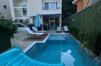 Casa em condomínio fechado com 4 quartos à venda no Balneário Praia do Pernambuco, Guarujá 