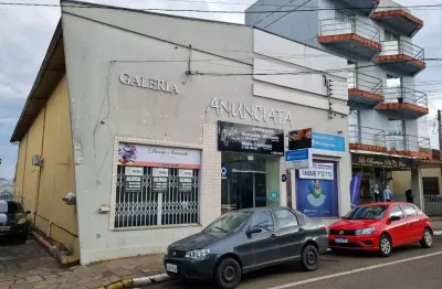 Sala comercial para alugar na senador salgado filho, 520, centro, caçador por r$ 1.800