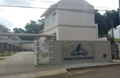 Casa em condomínio fechado com 2 quartos à venda na presidente costa e silva, 673, municípios, caçador