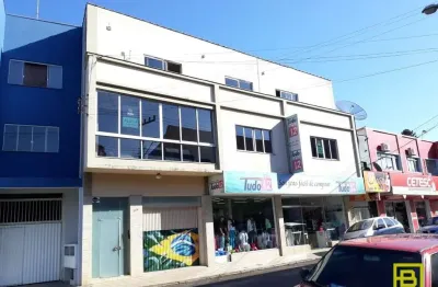 Apartamento com 3 quartos para alugar na senador salgado filho, 308, centro, caçador por r$ 2.400