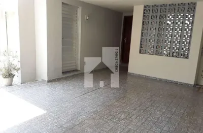 Casa à venda com 3 dormitórios, 2 ediculas nos funtos (independentes), 245m² de construção, vila ar